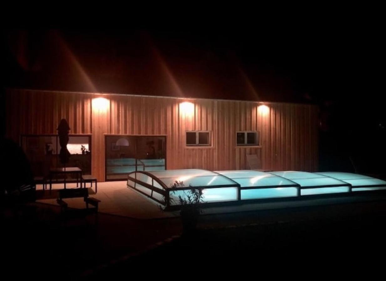 Pool House-L'Hirondelle De Sermizelles- Grand Jardin, Calme Et Nature Aux Portes Du Morvan Exteriér fotografie